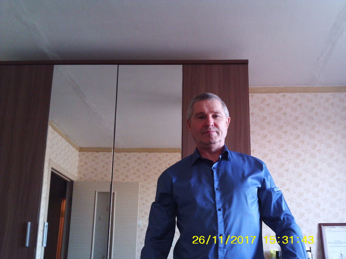Знакомства Новосибирск, фото мужчины Андрей, 56 лет, познакомится для флирта, любви и романтики, cерьезных отношений