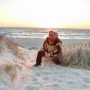  ,   Viktor, 35 ,   ,   