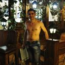  ,   Rafael, 32 ,   