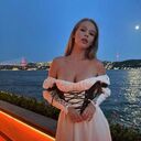  ,   Julia, 27 ,   ,   