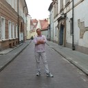  ,   Maksim, 49 ,   