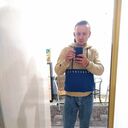  ,   Viktor, 32 ,   c 