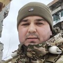 --,   Roman, 32 ,   ,   
