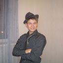  ,   Andrew, 32 ,   