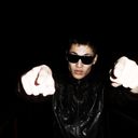  ,   Nyko, 33 ,  