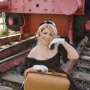  ,   Elena, 42 ,   c , 