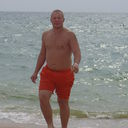  -,   Leon, 43 ,  