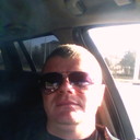  ,   Viktor, 45 ,   