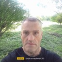  ,   Igor, 52 ,   c 