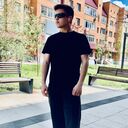  ,   Valentino, 22 ,   ,   , c 