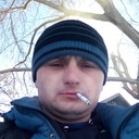  ,   Viktor, 34 ,   
