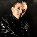  ,   Erlan, 40 ,  