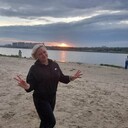  --,   , 52 ,   c 