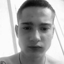  ,   Artur, 24 ,  