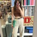  --,   , 21 ,  