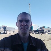  ,   Anatolij, 46 ,   ,   