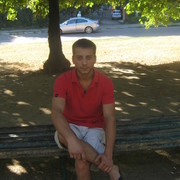  ,  Nazar, 33