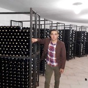  ,   Akobr, 29 ,   