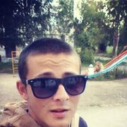  ,   Viktor, 29 ,   ,   