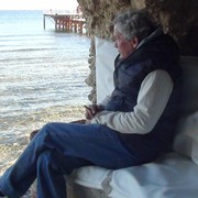  ,   Feliks, 72 ,   