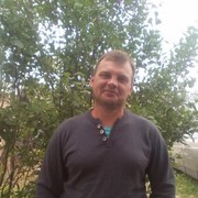 ����� ����