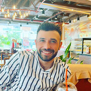  ,  Artur, 32