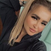  , 