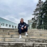  ,  Denis, 20