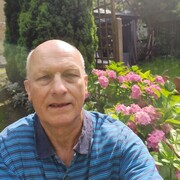  ,   Marek, 64 ,     