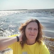  -,   JULIA, 42 ,   