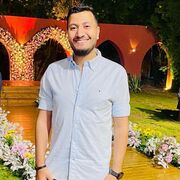  ,  Amr H, 37