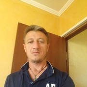  -,  Vahe, 49