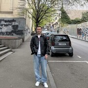  ,  Goga, 29