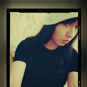  ,   Anna, 22 ,   