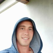  ,   Ruslan, 35 ,     