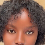  ,   Tricia, 21 ,   c 