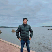  -,   Zain sheikh, 28 ,     