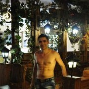  ,   Rafael, 32 ,   