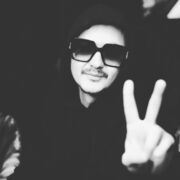  ,  Daniel, 30