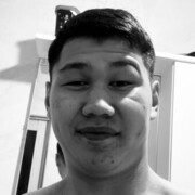  ,  Miko, 22