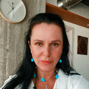  ,  Albina, 52