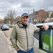  Sint-Truiden,  , 53