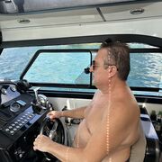  ,   Hakan, 43 ,   ,   