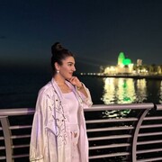  Jiddah,   Queen, 32 ,   ,   
