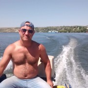  ,  Serjy, 42