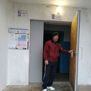  ,   Ali, 49 ,   ,   