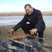 ,   Petro, 40 ,   