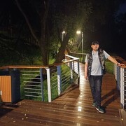  ,  Farrux, 38