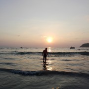 �������