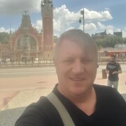  ,   Petro, 43 ,   ,   